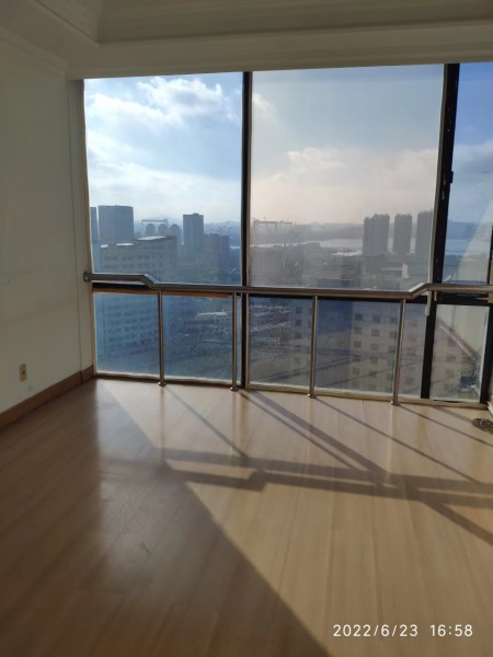 上鼎大厦 随时看房·