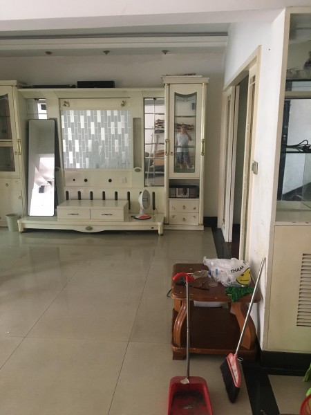 马王堆汽配城 随时看房·