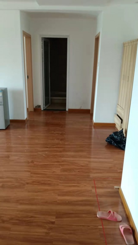 汉江湾1号 随时看房·