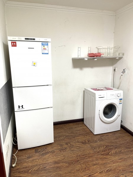 建材城西二里 随时看房·