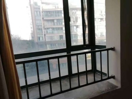 东方城市绿洲 随时看房·