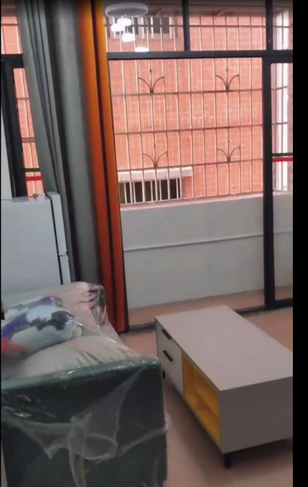 岑村松岗小区 随时看房·