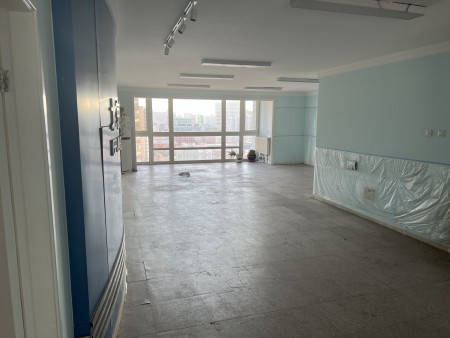 海淀黄庄豪景大厦 3居室 26000元/月