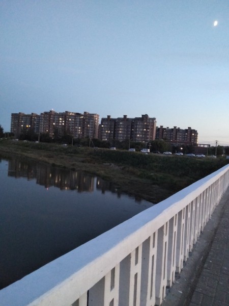 北京通州土桥地铁附近月亮湾小区 随时看房·