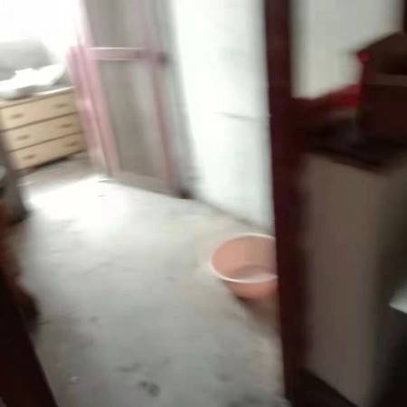 五彩小区 随时看房·