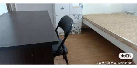 东港嘉苑三区 3居室 1600元/月