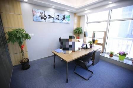 太湖世家环球大厦 3居室 8800元/月