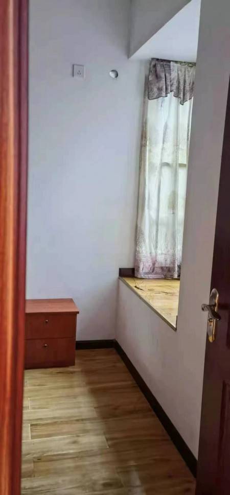 万州天仙湖 随时看房·