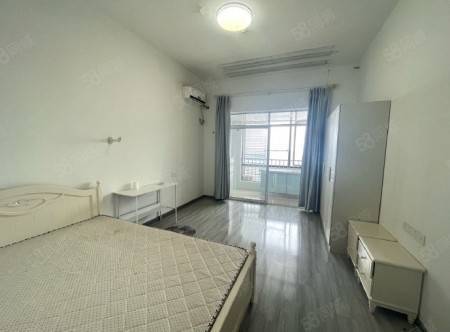 汉正街金正茂B座转租 1居室 1800元/月