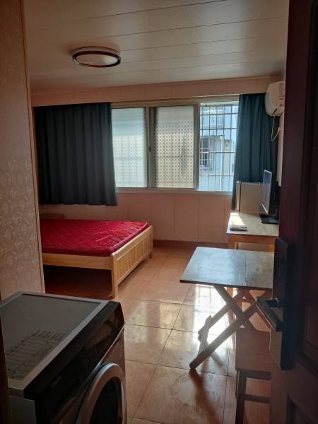 芙蓉一村 1居室 800元/月