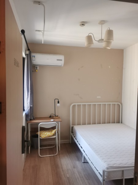 都景公寓 3居室 1450元/月