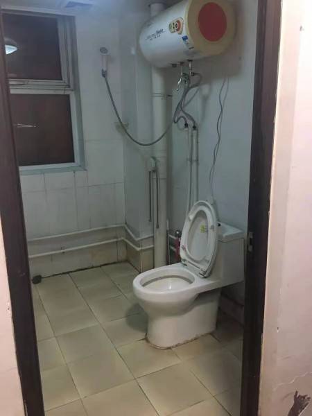 龙锦苑东五区 随时看房·