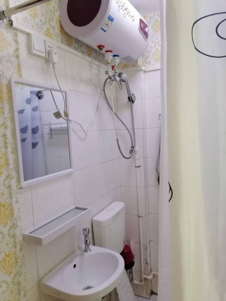中泰小区 随时看房·