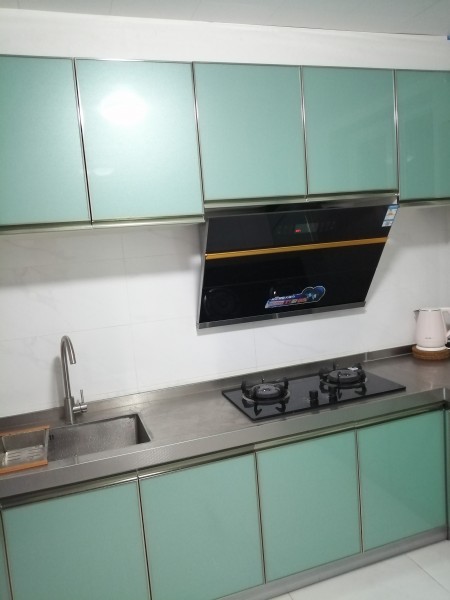 卧龙小区 随时看房·