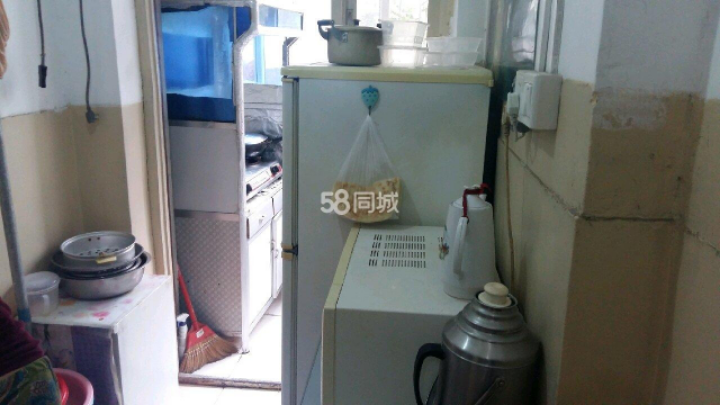 地毯厂路18号 随时看房·