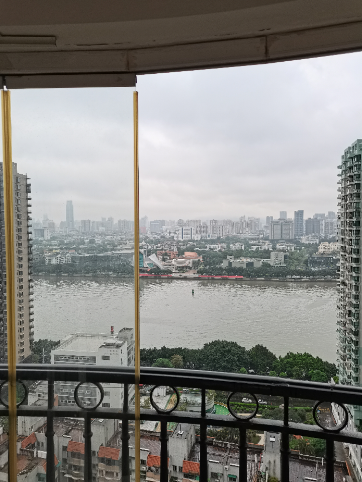 滨江东，江景房，浪琴居 随时看房·