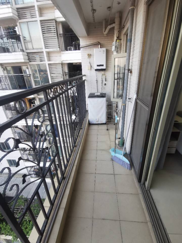 珠光高派华庭 随时看房·