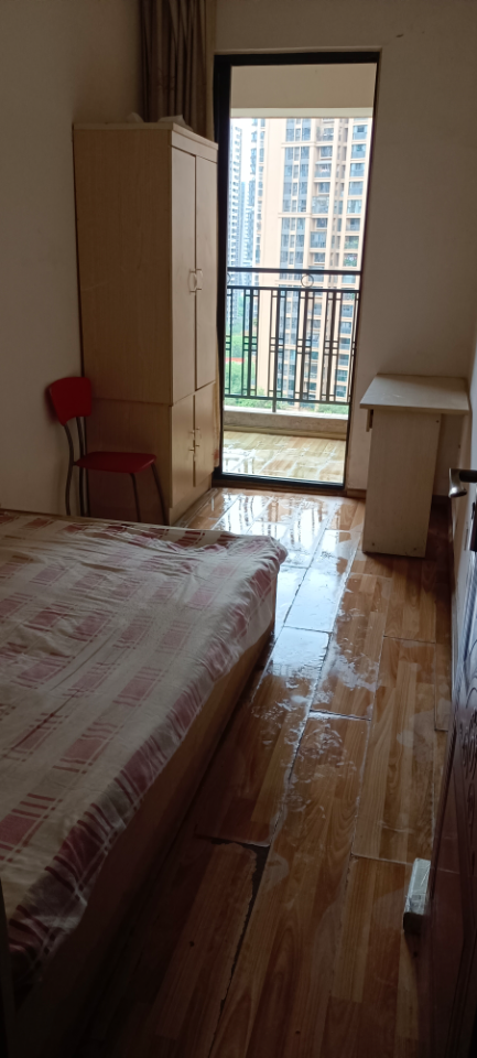 建发天府鹭洲 6居室 590元/月