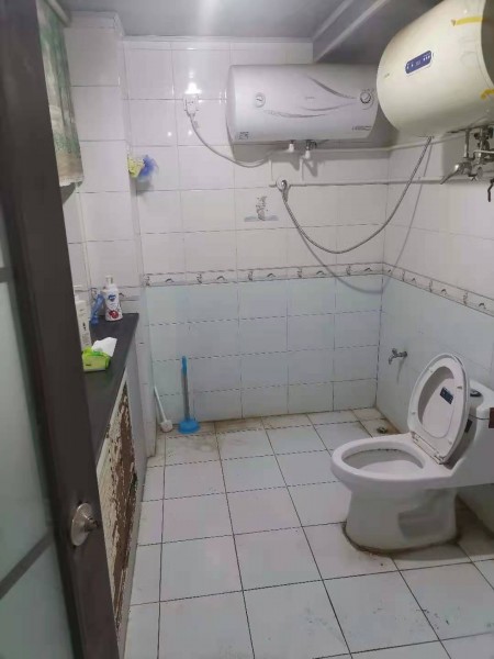鸿顺园东区 随时看房·
