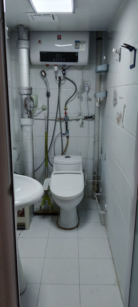 水泥厂家属楼 随时看房·