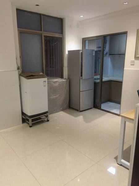 福中福商业城 1居室 2800元/月