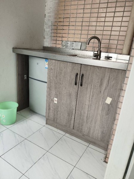 南极凤麟苑 随时看房·