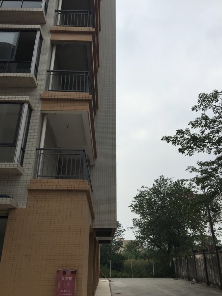 龙泉新村 随时看房·
