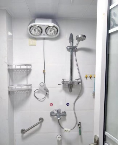 建鸿达现代公寓 随时看房·