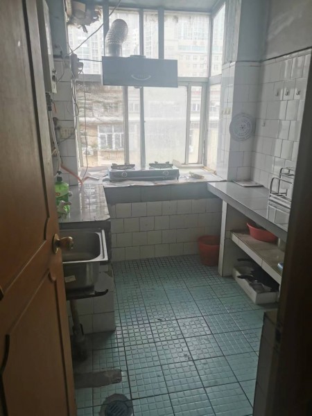 市土产公司家属院 随时看房·