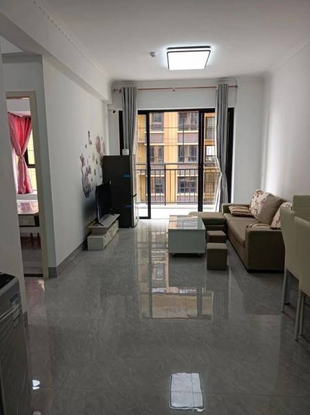 滨江华府 随时看房·