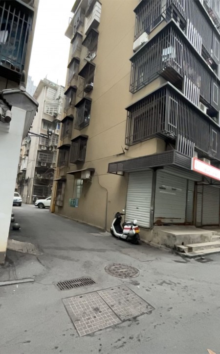 西园九仪里小区 随时看房·