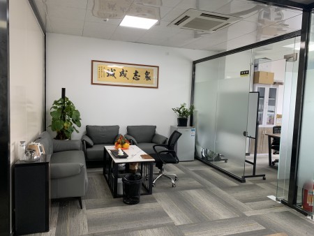 万国城 随时看房·