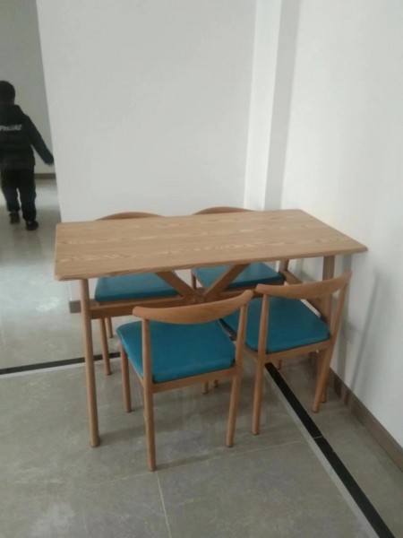 龙湖春江悦茗 3居室 1300元/月