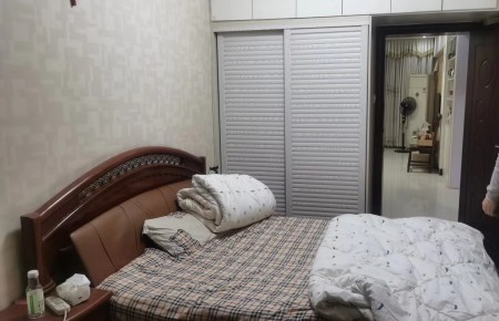 新塘珑小区 随时看房·