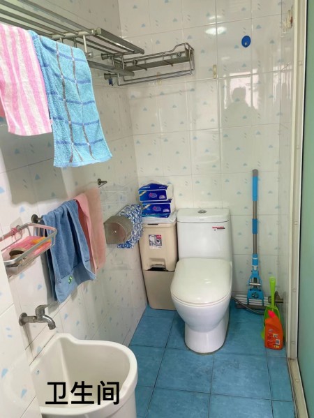 清波新村 随时看房·