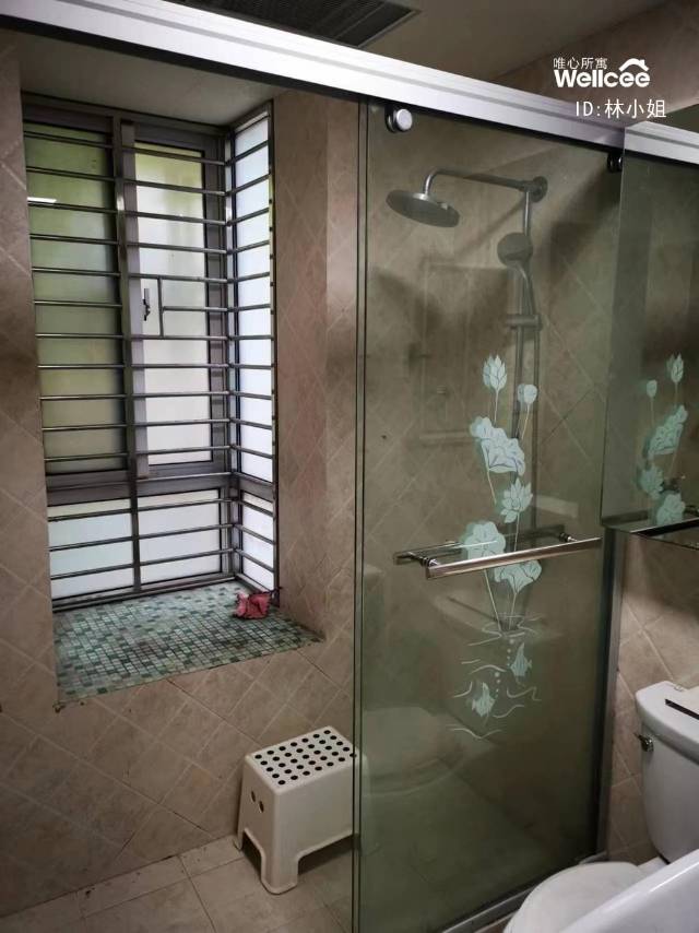 恒盛湖畔豪庭 随时看房·