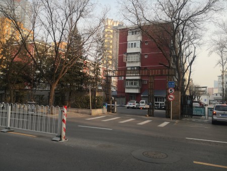 静安东里社区 随时看房·