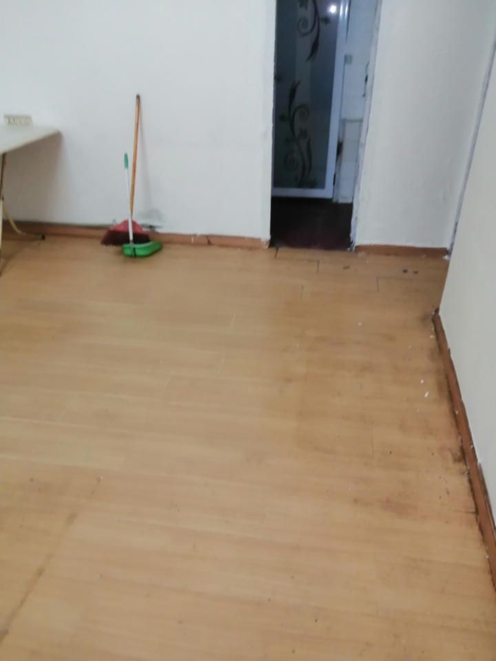 人民路居住小区 随时看房·