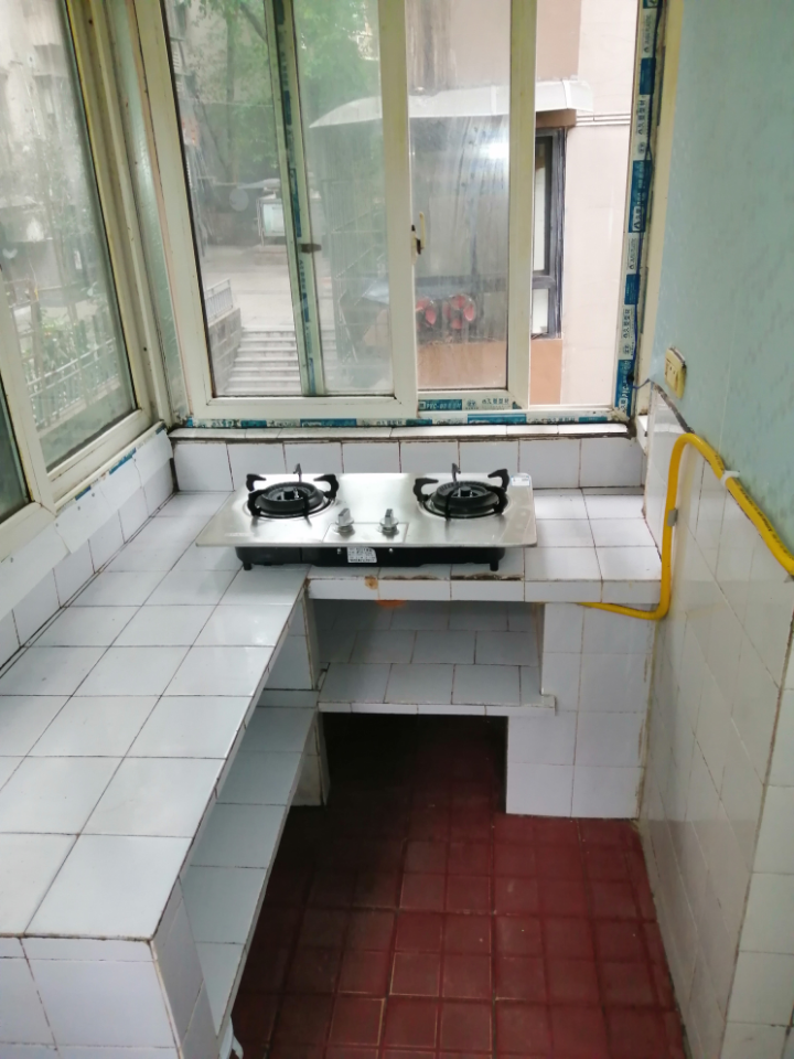 人民路居住小区 随时看房·