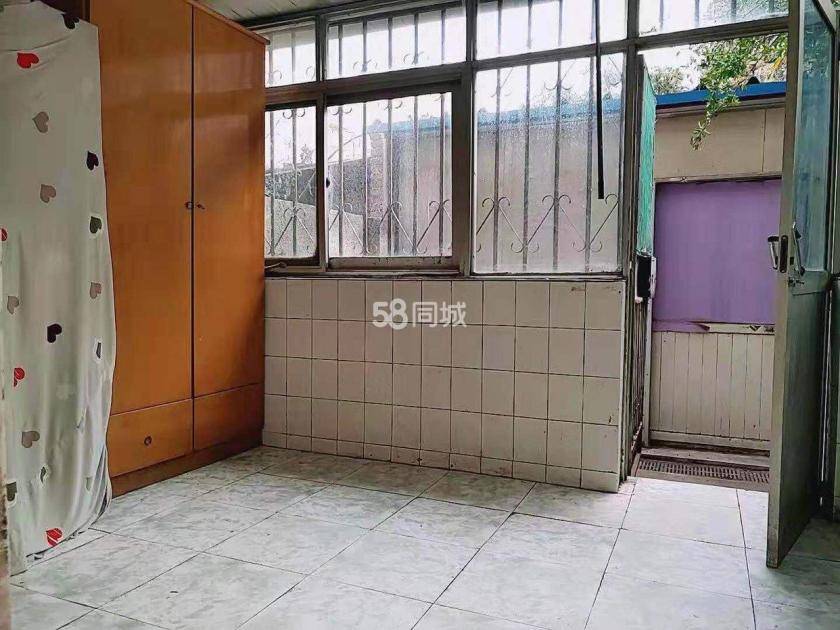 纬北小区 随时看房·
