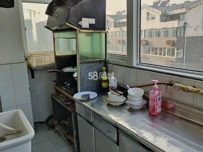 黄岗小区 随时看房·