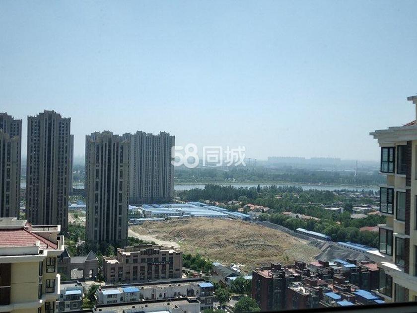 上上城青年新城 随时看房·