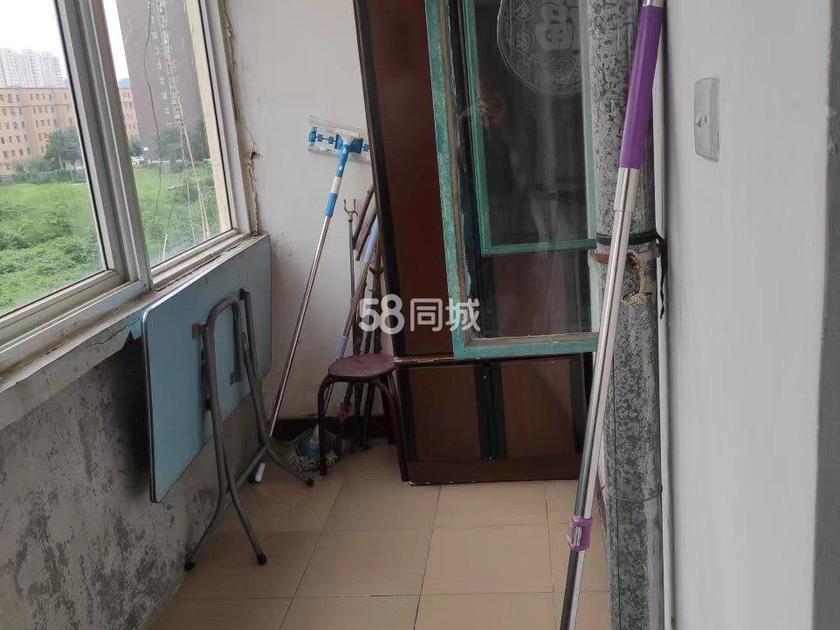 南门外办事处宿舍 随时看房·