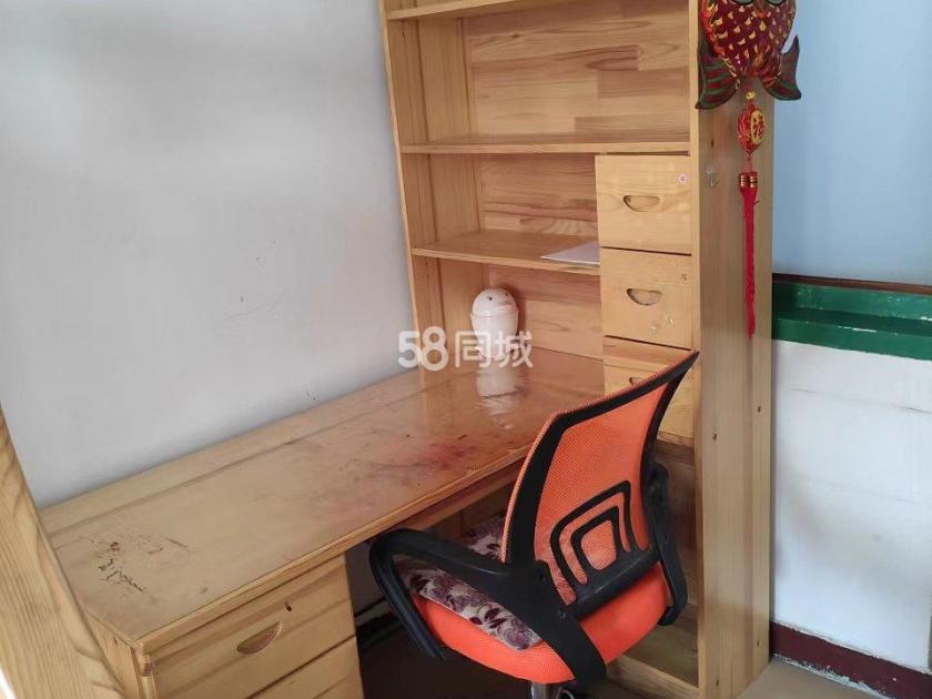 南门外办事处宿舍 随时看房·