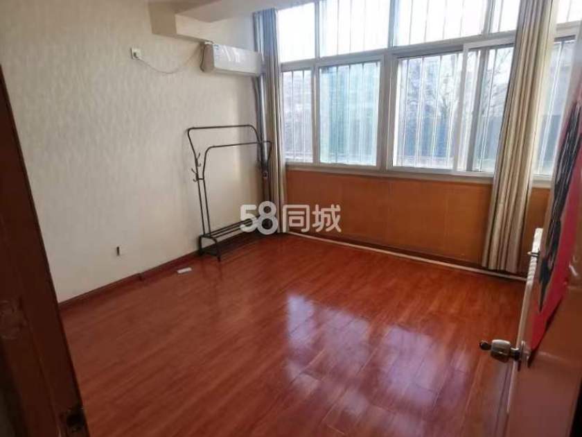 园林楼小区 随时看房·