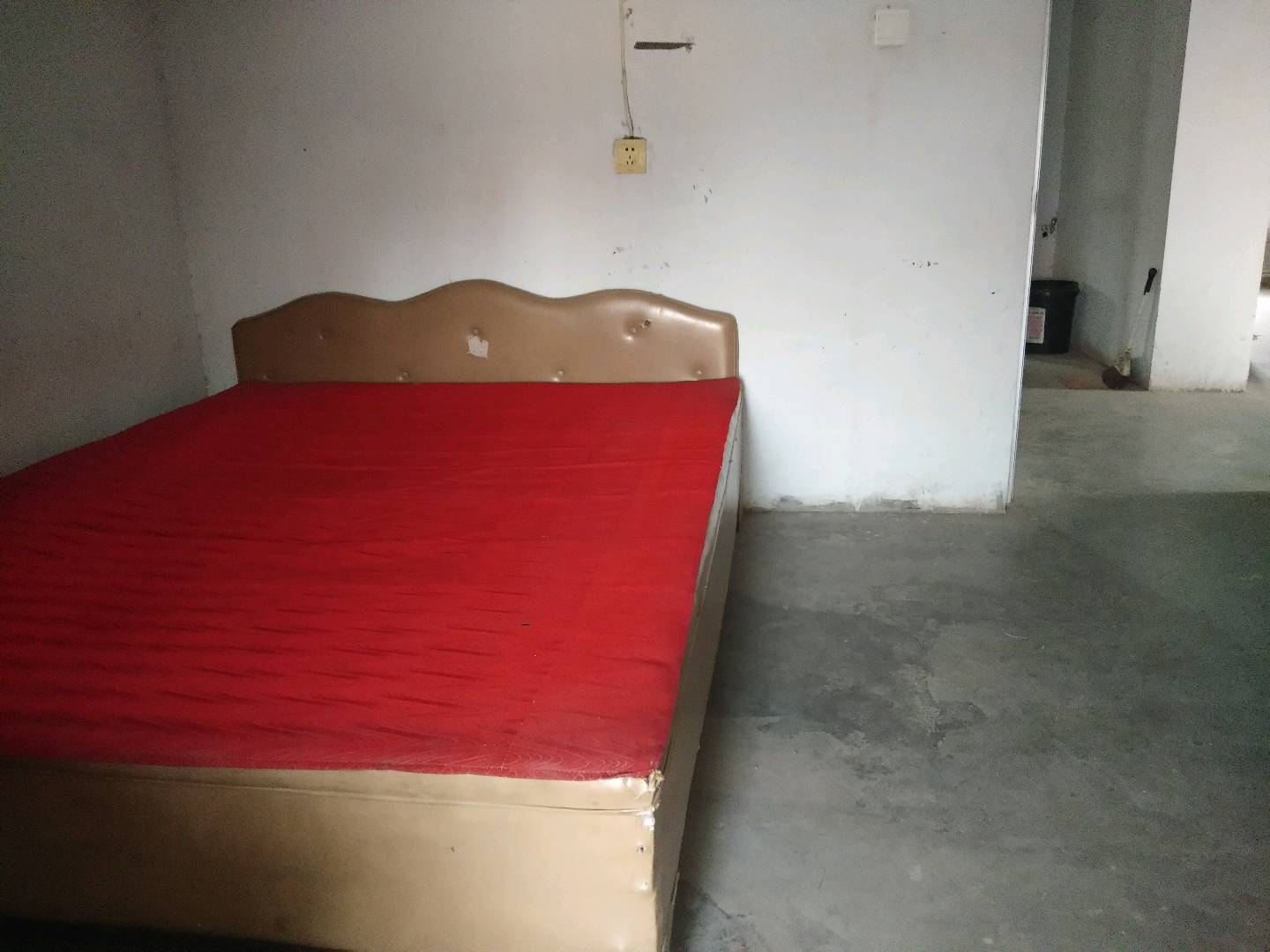 馨苑小区阁楼出租 随时看房·