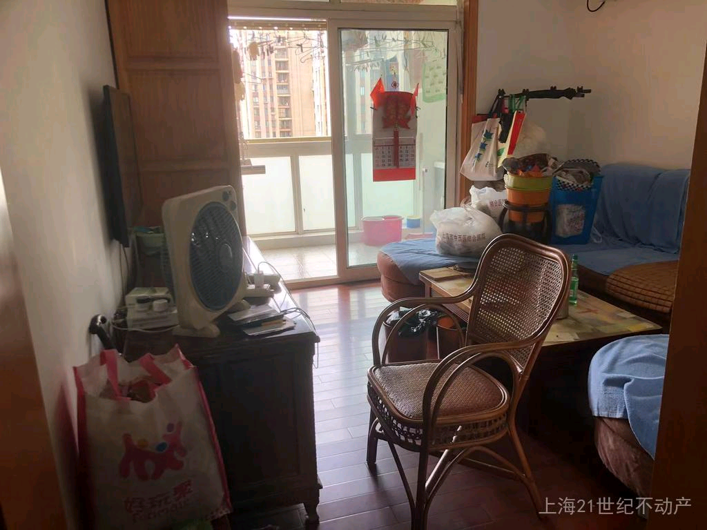 绿地新江桥城东区 随时看房·
