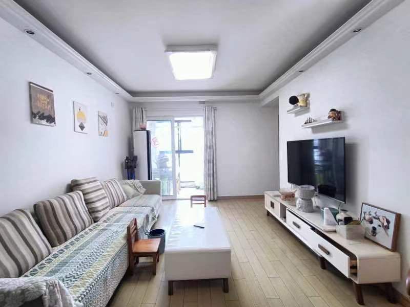 小河万科金域华府B区 3居室 1700元/月