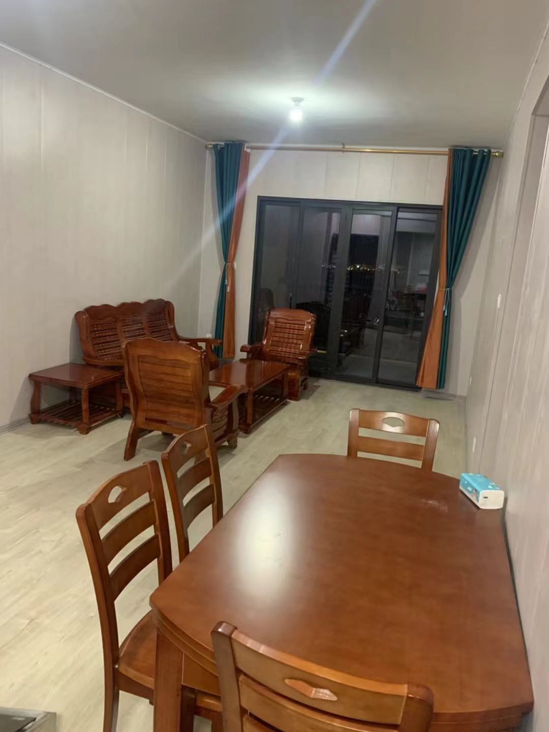 皇庭丹郡 3居室 2800元/月