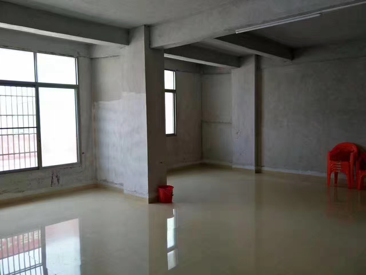 自建房（大路边） 随时看房·
